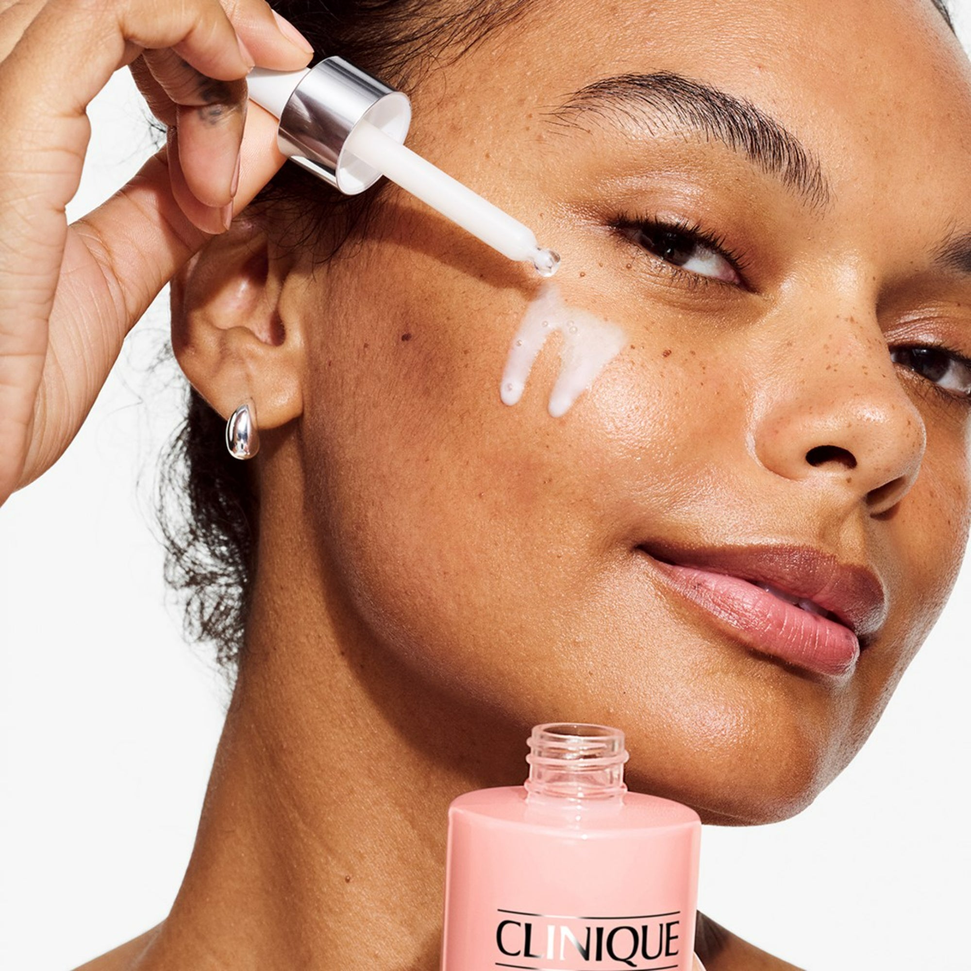 Clinique Moisture Surge™ Active Glow Serum