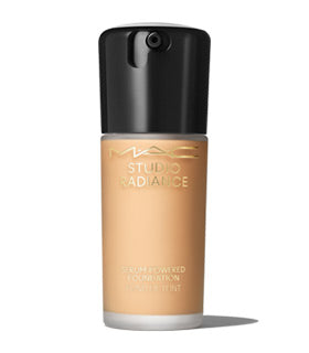 M·A·C Studio Radiance Serum-Powdered Foundation