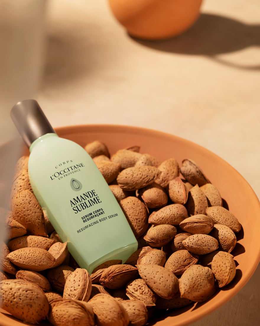 L'OCCITANE Almond Sublime Resurfacing Body Serum 100ml