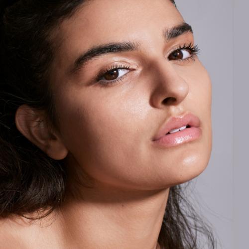 Fenty Skin Hydra Vizor Huez Tinted Moisturizer Broad Spectrum Mineral SPF30 Sunscreen