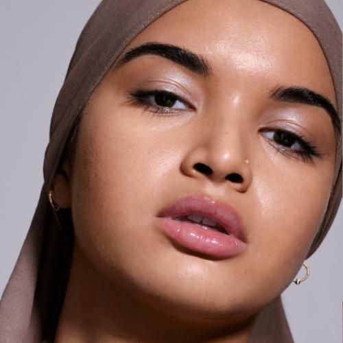 Fenty Skin Hydra Vizor Huez Tinted Moisturizer Broad Spectrum Mineral SPF30 Sunscreen
