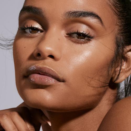 Fenty Skin Hydra Vizor Huez Tinted Moisturizer Broad Spectrum Mineral SPF30 Sunscreen