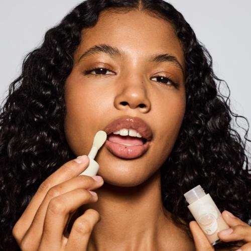 Fenty Skin Treatz Hydrating + Strengthening Lip Oil