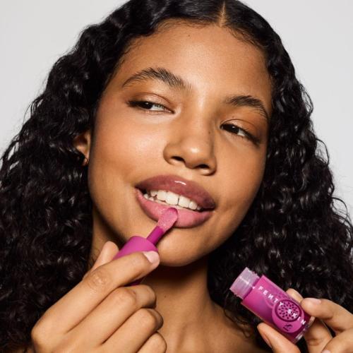 Fenty Skin Treatz Hydrating + Strengthening Lip Oil