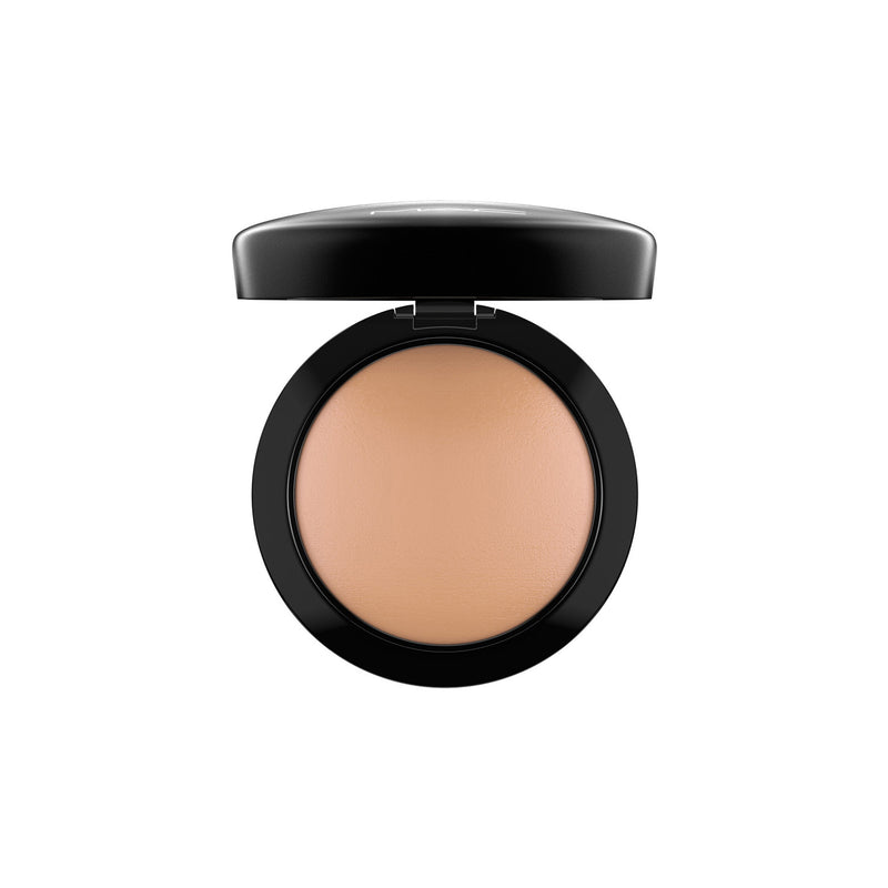 M·A·C Mineralize Skinfinish Natural