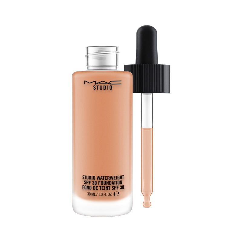 M·A·C Waterweight Spf 30 Foundation