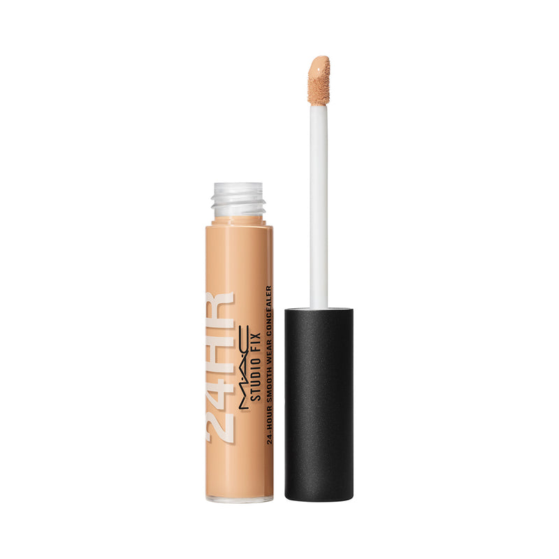M·A·C Studio Fix 24-hour Smooth Wear Concealer