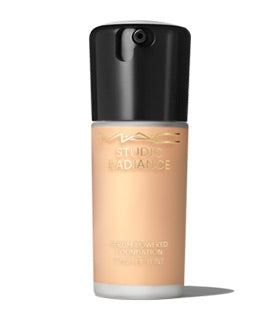 M·A·C Studio Radiance Serum-Powdered Foundation