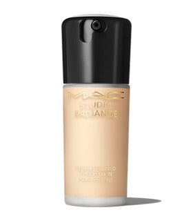 M·A·C Studio Radiance Serum-Powdered Foundation