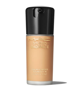 M·A·C Studio Radiance Serum-Powdered Foundation