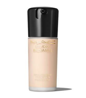 M·A·C Studio Radiance Serum-Powdered Foundation